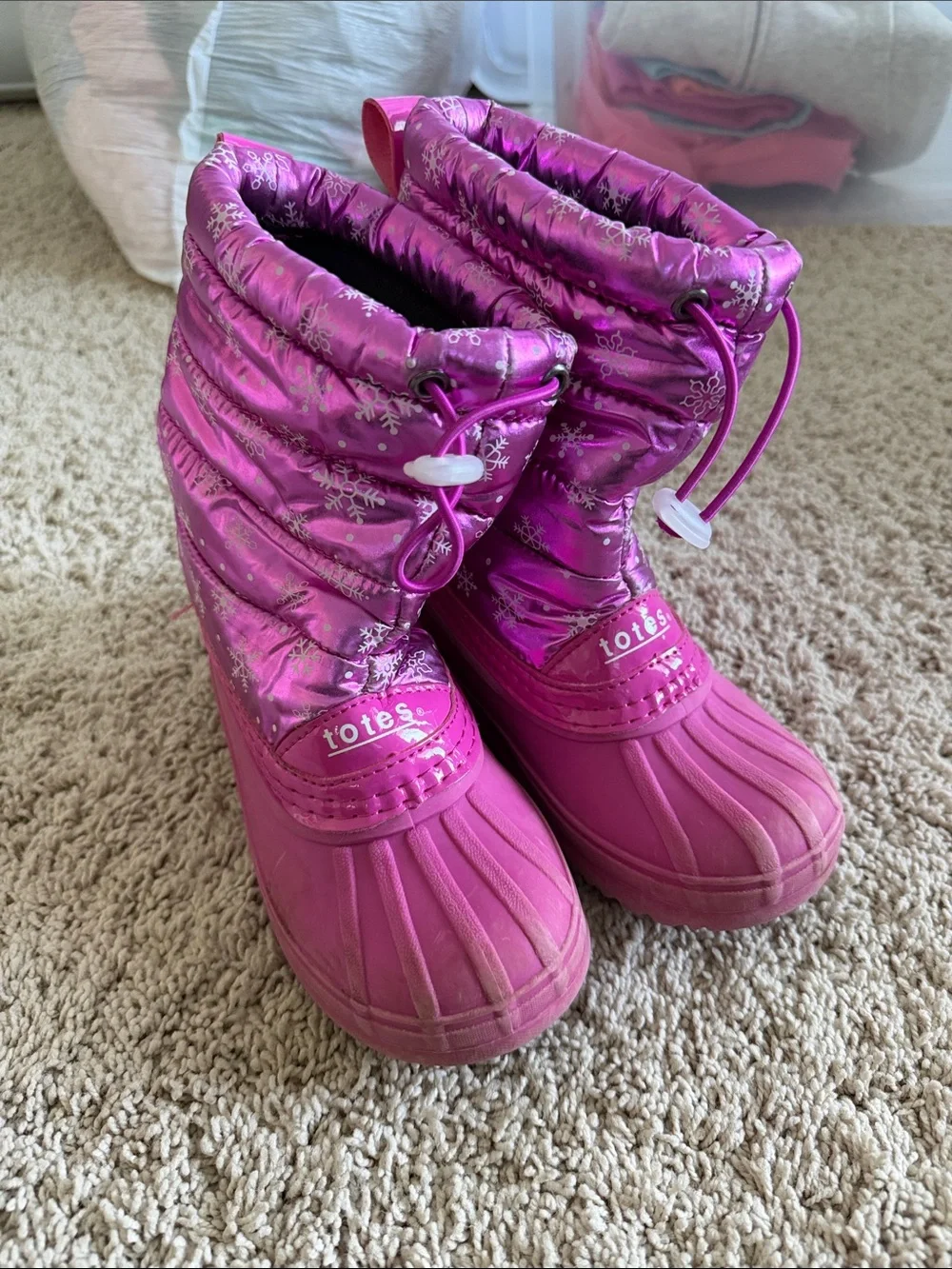 totes girls toddler size 12 Pink Snow Boots with Silver Snowflake Accents